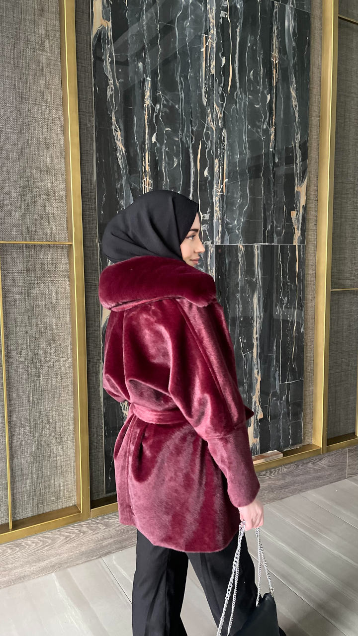 Dina Kürk Kaban